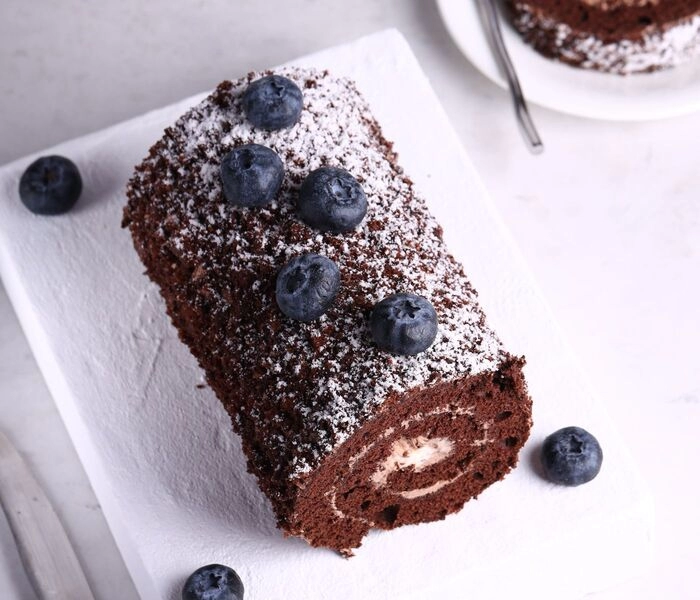 rollo de chocolate con crema agria